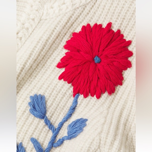 Frances Valentine Embroidered Cream Sweater with Red Floral Design size XL - Picture 6 of 13